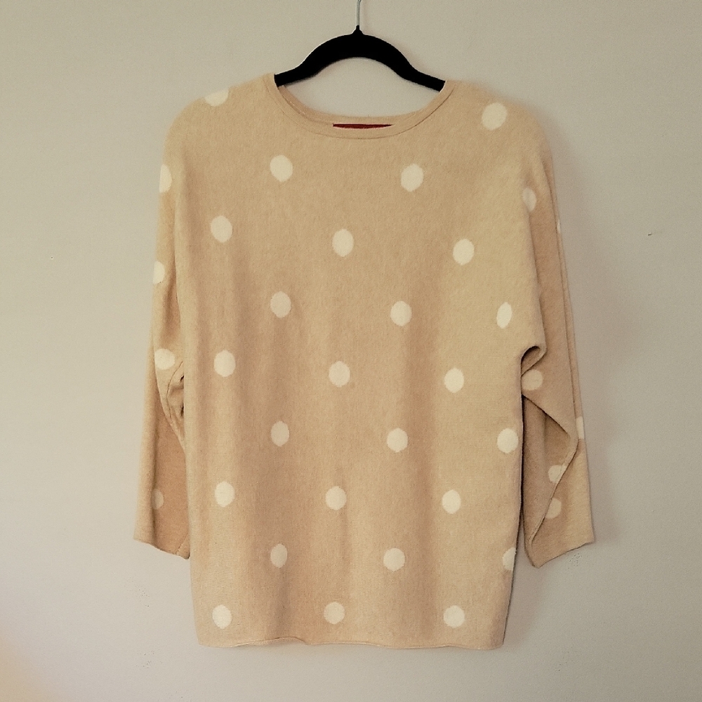 2/$15 Scarlett Cream and White Crew Neck Sweater